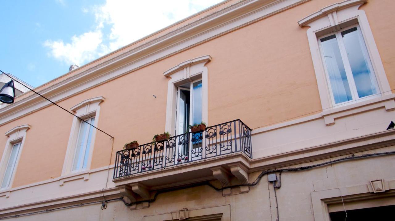 Casa Di Lo Suites Lecce Extérieur photo